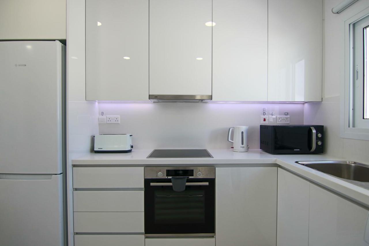 Phaedrus Living: Seaview Luxury Flat Limnaria 114 Apartment Paphos ภายนอก รูปภาพ